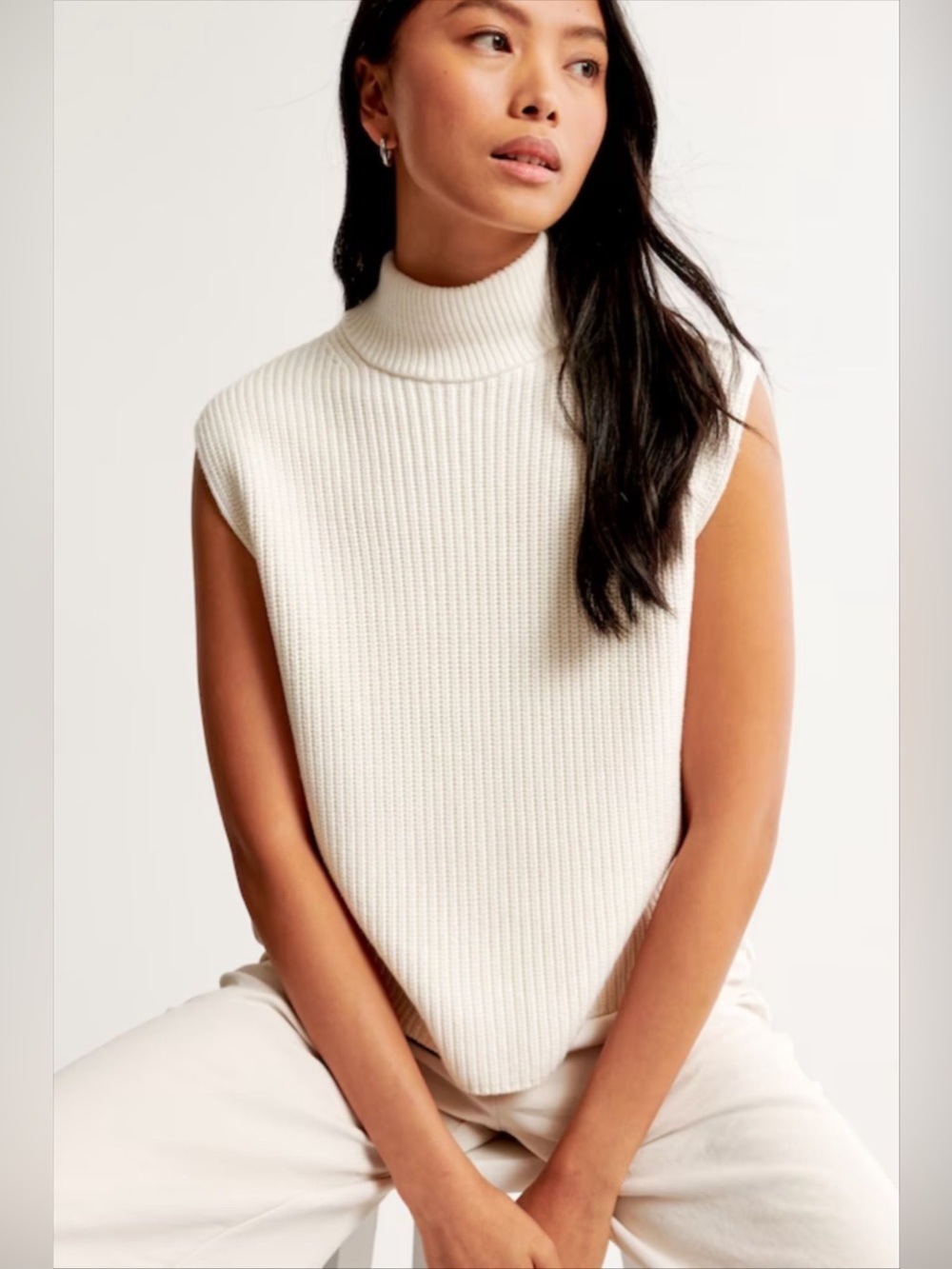 Abercrombie & Fitch Sleeveless Ribbed Turtleneck Sweater Vest Knit Cream Size XS